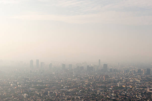 vue sur la ville brouillard